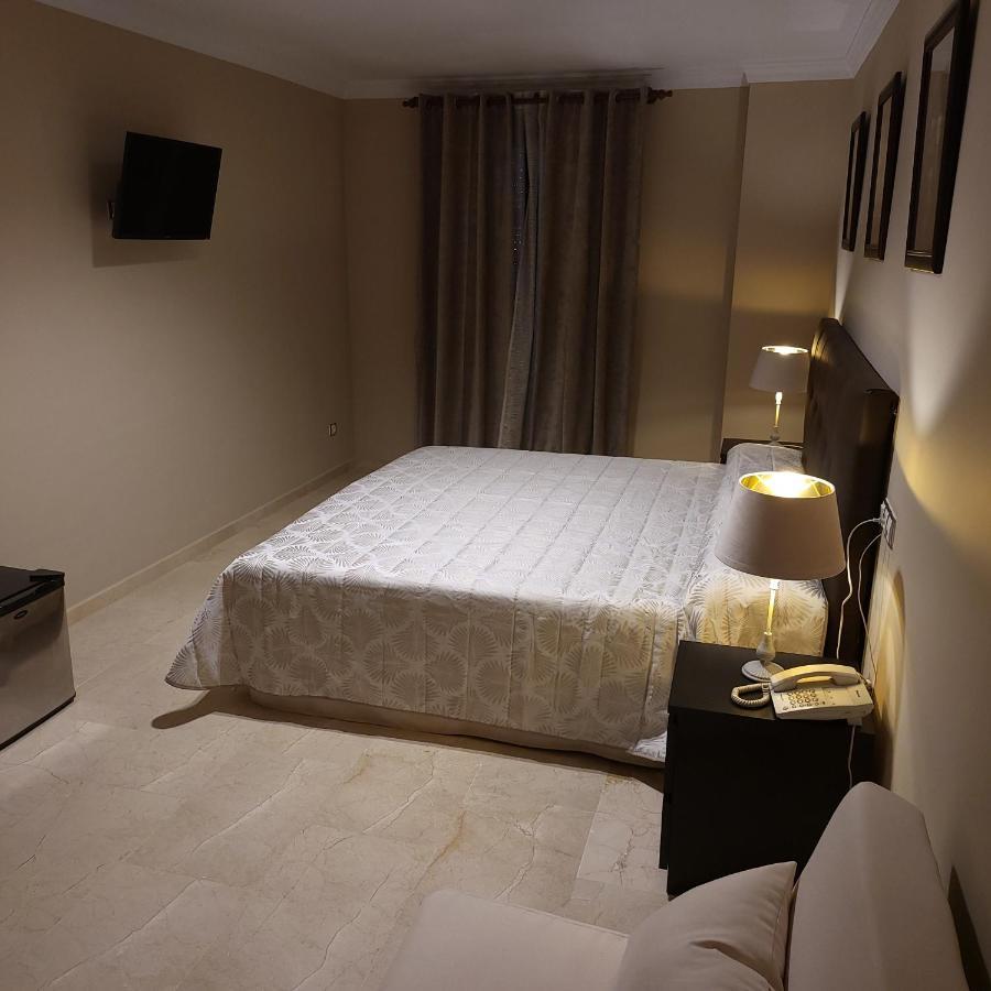 Hotel Sol Sanlucar Sanlucar la Mayor Bagian luar foto