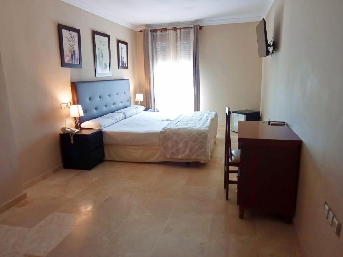Hotel Sol Sanlucar Sanlucar la Mayor Bagian luar foto